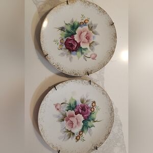 Vintage Handpainted Porcelain Dessert Plates - 2pc 7.5" inch diameter.